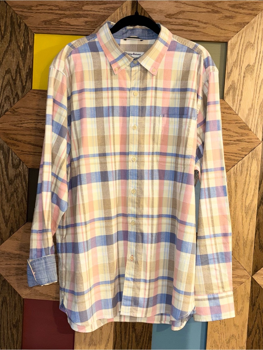 Tommy Bahama Plaid Shirt Mens Pink L/S Button Down Lightweight Flannel Sz L